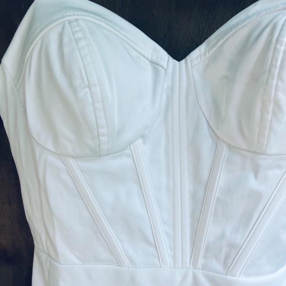 City Studios Juniors Imitation Pearl-Strap Corset Bodycon Dress Ivory Size 7/8 - Picture 5 of 17